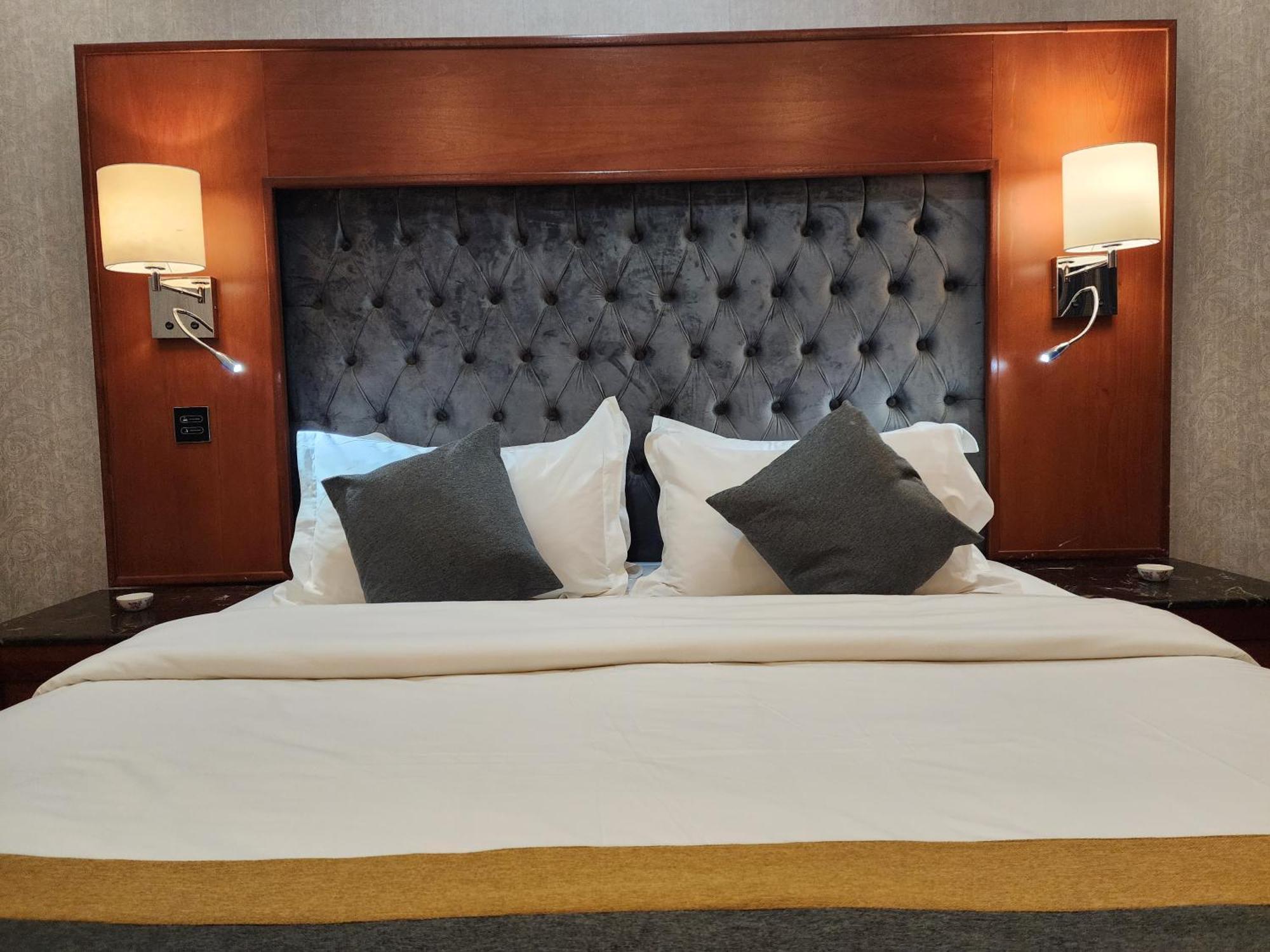 Shaty Alhayat Hotel Suites ジェッダ エクステリア 写真