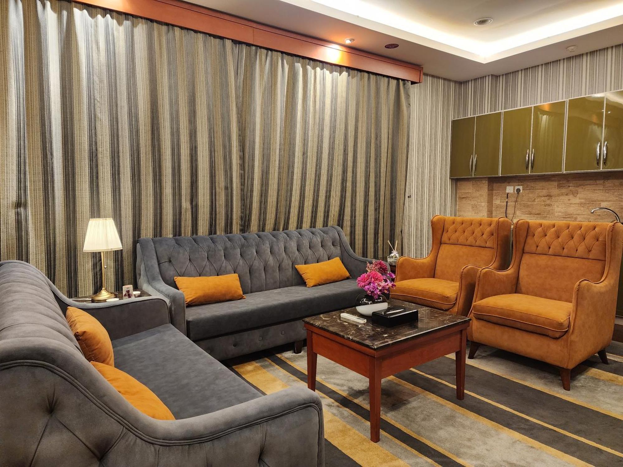 Shaty Alhayat Hotel Suites ジェッダ エクステリア 写真